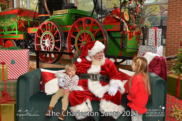 TheCharlestonSanta-11-26-23-564