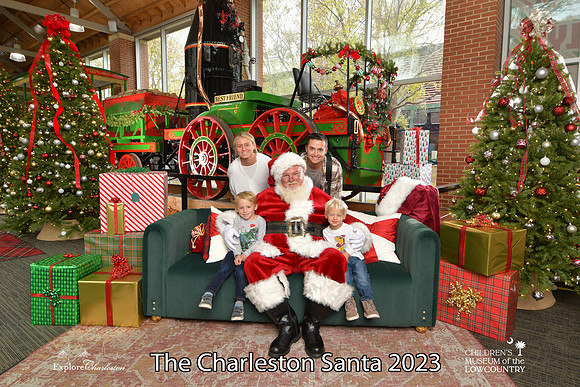 TheCharlestonSanta-11-26-23-568