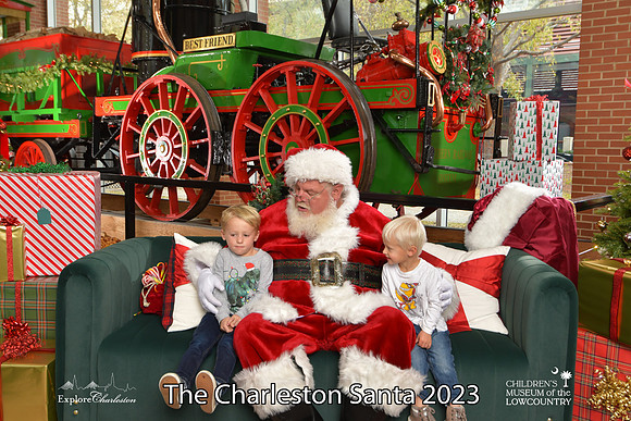 TheCharlestonSanta-11-26-23-570