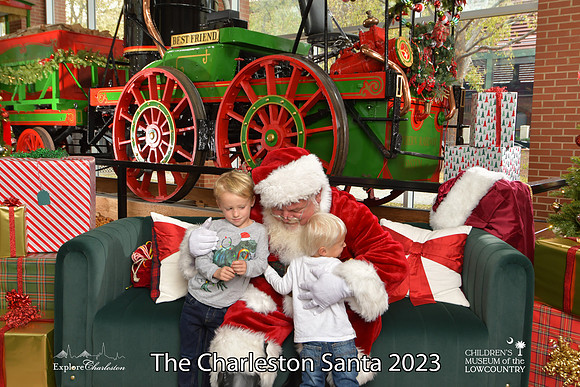 TheCharlestonSanta-11-26-23-571