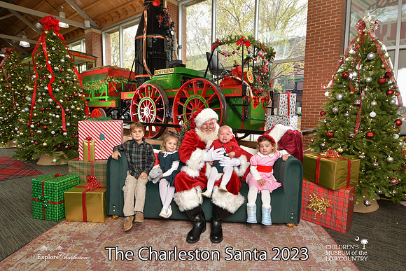 TheCharlestonSanta-11-26-23-578
