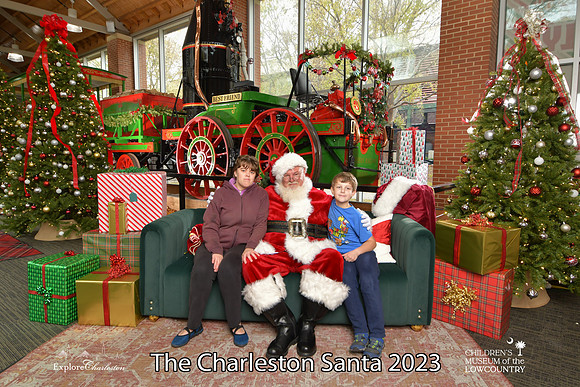 TheCharlestonSanta-11-26-23-599