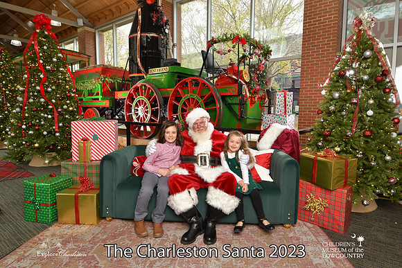 TheCharlestonSanta-11-26-23-601