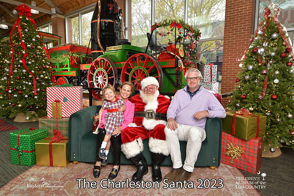 TheCharlestonSanta-11-26-23-608