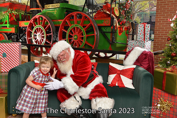 TheCharlestonSanta-11-26-23-613