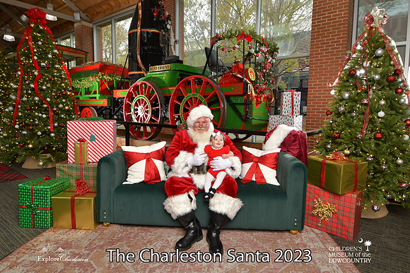 TheCharlestonSanta-11-26-23-629