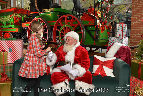 TheCharlestonSanta-11-26-23-634