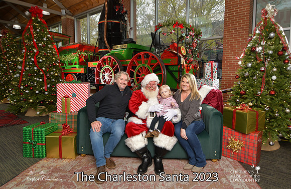 TheCharlestonSanta-11-26-23-642