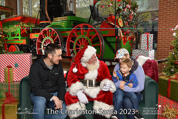 TheCharlestonSanta-11-26-23-644