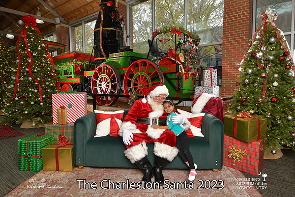 TheCharlestonSanta-11-26-23-646