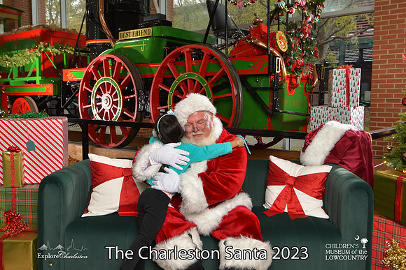 TheCharlestonSanta-11-26-23-649