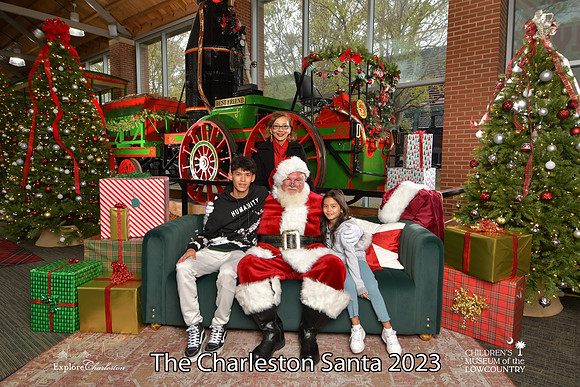 TheCharlestonSanta-11-26-23-652
