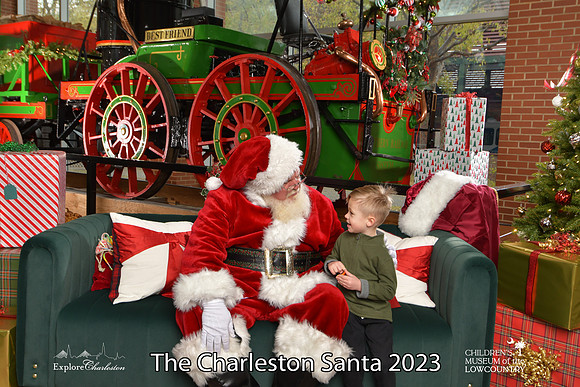 TheCharlestonSanta-11-26-23-667