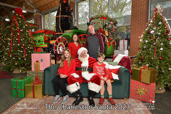 TheCharlestonSanta-11-26-23-683