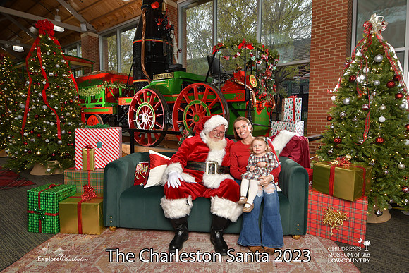 TheCharlestonSanta-11-26-23-687