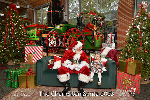 TheCharlestonSanta-11-26-23-689