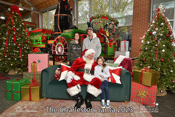 TheCharlestonSanta-11-26-23-693