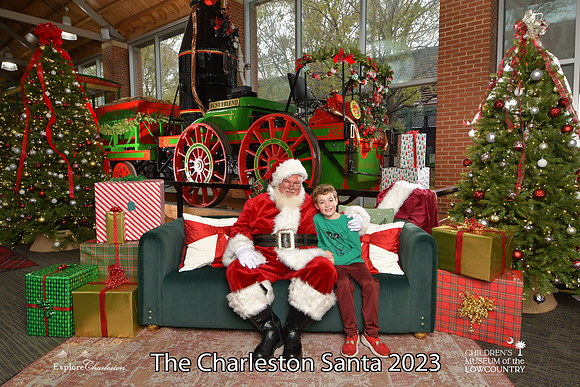 TheCharlestonSanta-11-26-23-703