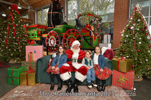 TheCharlestonSanta-11-26-23-707
