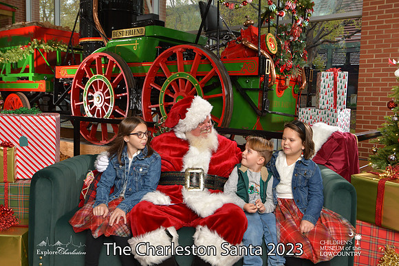 TheCharlestonSanta-11-26-23-709