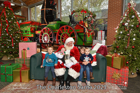 TheCharlestonSanta-11-26-23-712