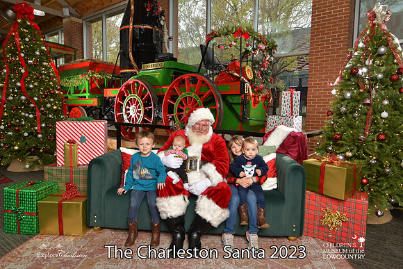 TheCharlestonSanta-11-26-23-713