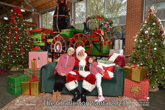 TheCharlestonSanta-11-26-23-719