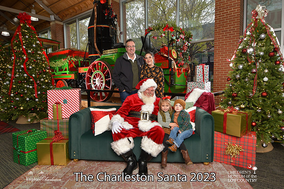 TheCharlestonSanta-11-26-23-721