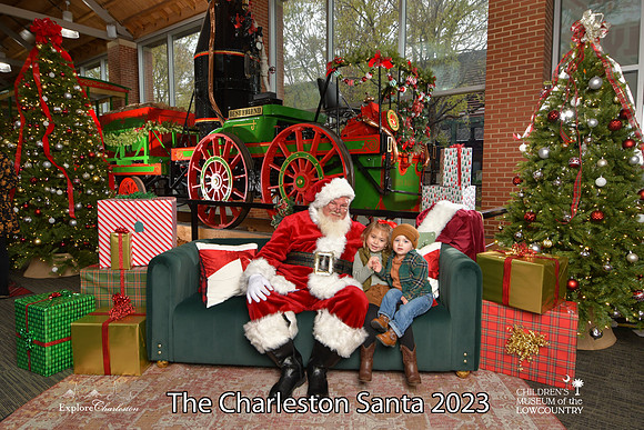 TheCharlestonSanta-11-26-23-722