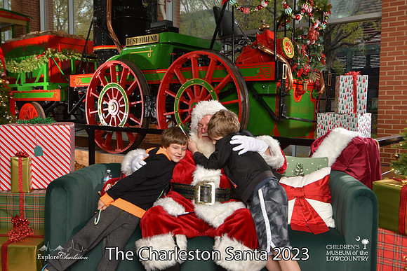 TheCharlestonSanta-11-26-23-738