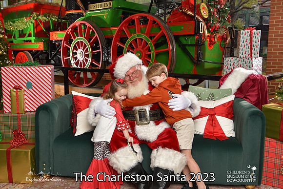 TheCharlestonSanta-11-26-23-744