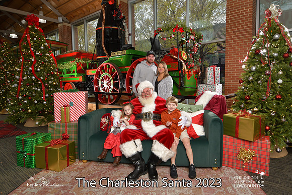 TheCharlestonSanta-11-26-23-750