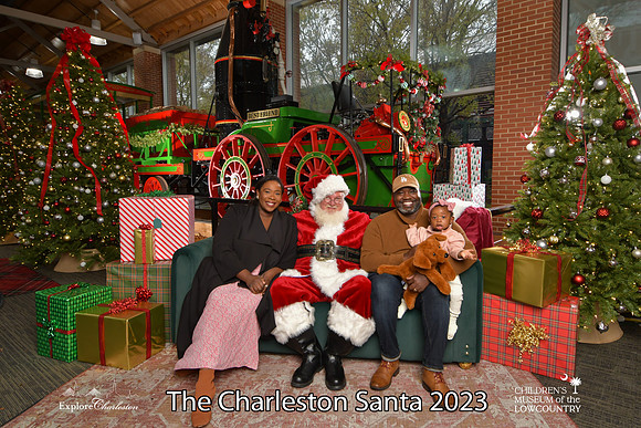 TheCharlestonSanta-11-26-23-759