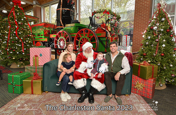 TheCharlestonSanta-11-26-23-615