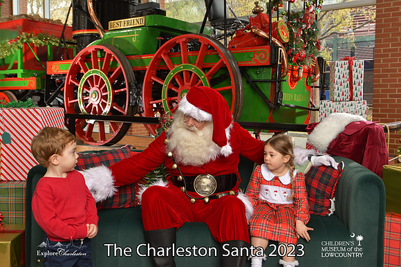 TheCharlestonSanta-12-2-23-0771