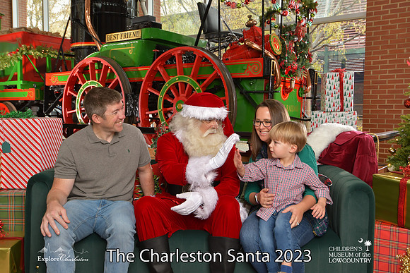 TheCharlestonSanta-12-2-23-0781