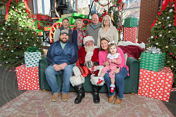 The Charleston Santa 2024-Dec14-2468