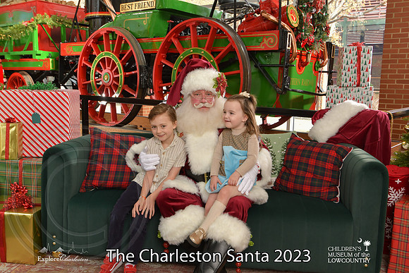 TheCharlestonSanta-12-9-23-1643