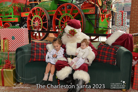TheCharlestonSanta-12-9-23-1652