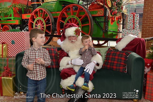 TheCharlestonSanta-12-9-23-1690