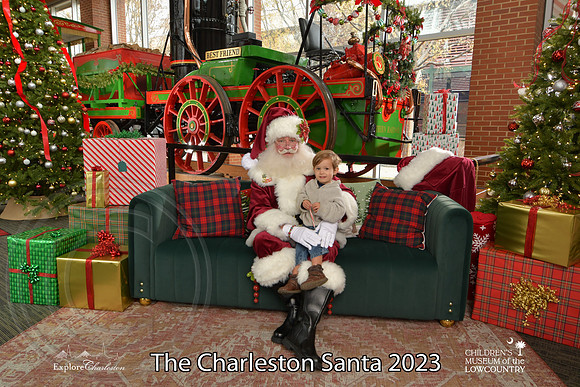 TheCharlestonSanta-12-9-23-1696