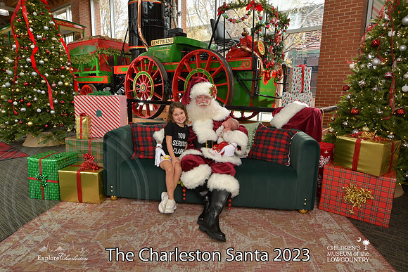 TheCharlestonSanta-12-9-23-1697