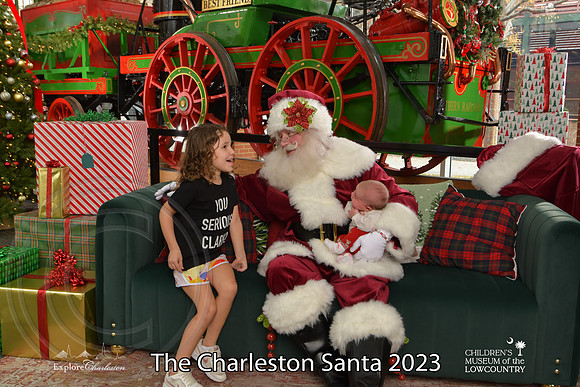 TheCharlestonSanta-12-9-23-1699