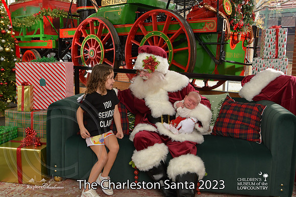 TheCharlestonSanta-12-9-23-1700