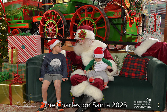 TheCharlestonSanta-12-9-23-1708