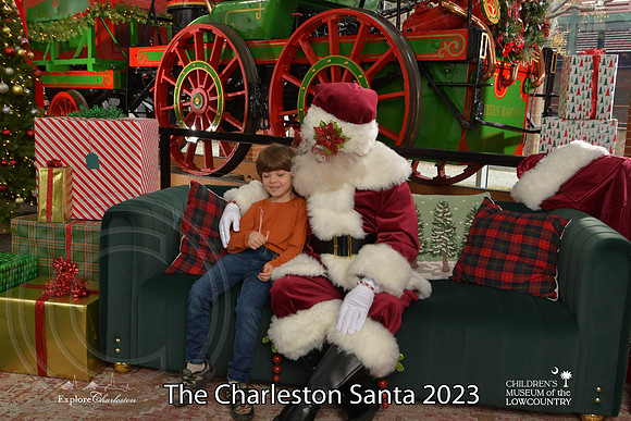 TheCharlestonSanta-12-9-23-1714