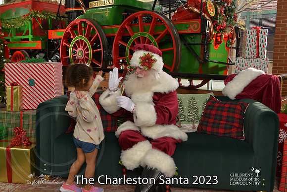 TheCharlestonSanta-12-9-23-1720