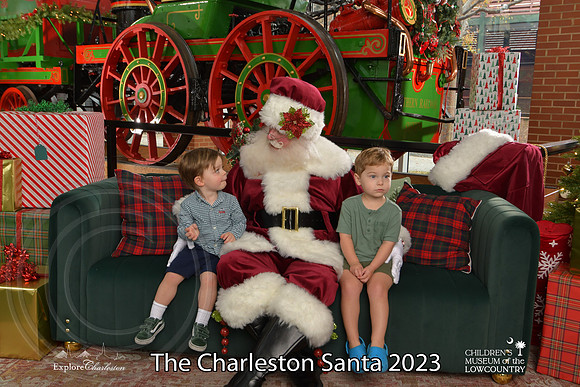 TheCharlestonSanta-12-9-23-1725