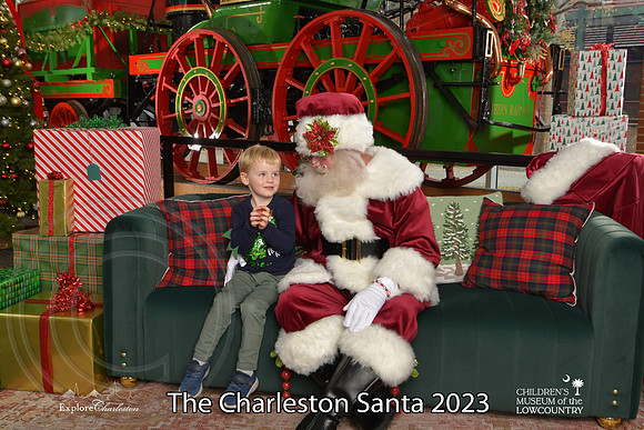 TheCharlestonSanta-12-9-23-1741