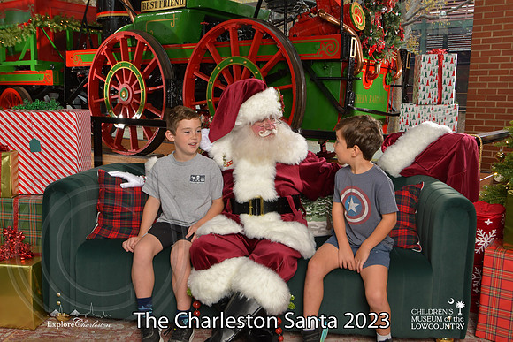 TheCharlestonSanta-12-9-23-1762